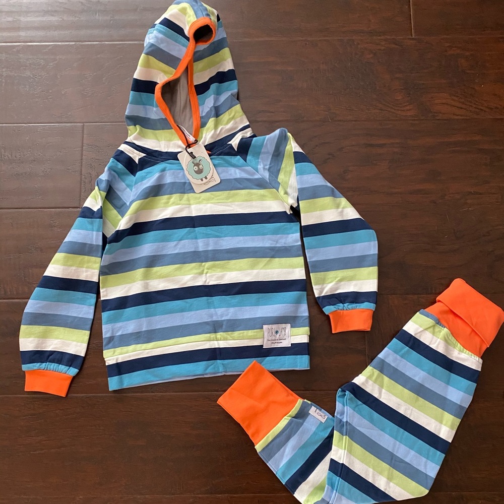 Purl Lamb NWT 5/6T play set
